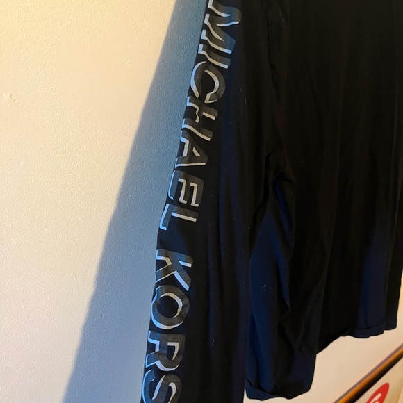 Large Michael Kors Long Sleeve Tee - Picture 4 of 4
